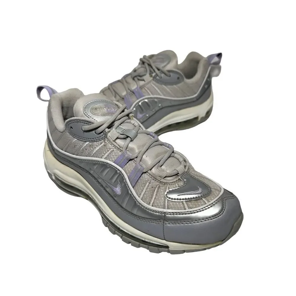 Women’s Nike air max size 8 Gray athletics shoes